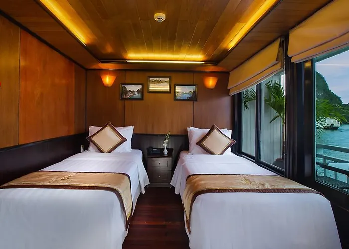  Syrena Cruises 4*