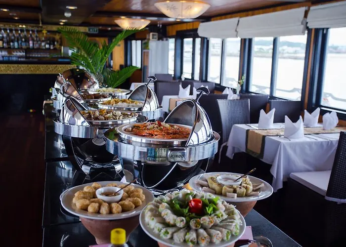 Syrena Cruises