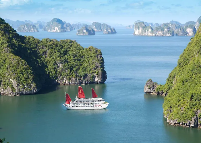 Syrena Cruises
