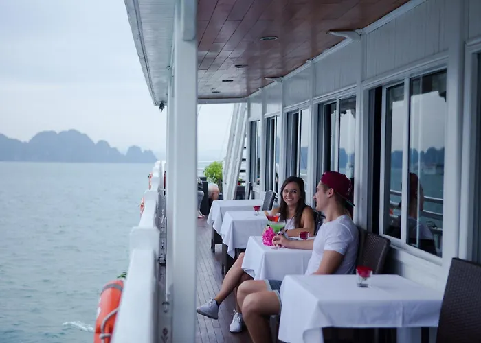  Syrena Cruises 4*