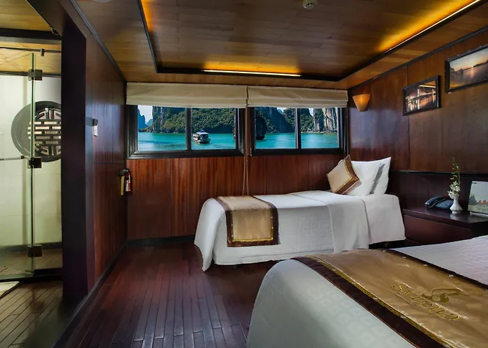 Syrena Cruises  4*
