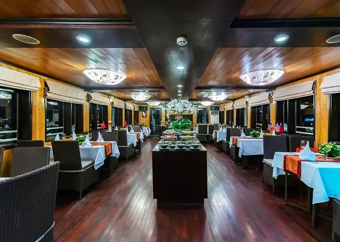  Syrena Cruises 4*
