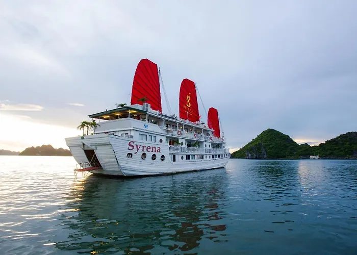 Syrena Cruises  Hạ Long